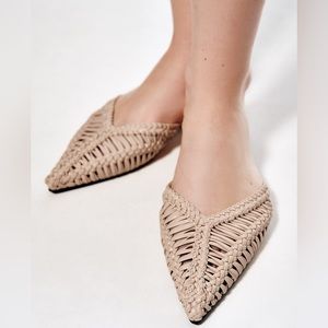 ZARA FLAT WOVEN MULES BEIGE BRAND NEW WITH TAGS US 6 / EUR 36